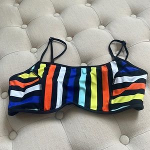 Women's Anne Cole size XL patterned bikini top and shorts Size M